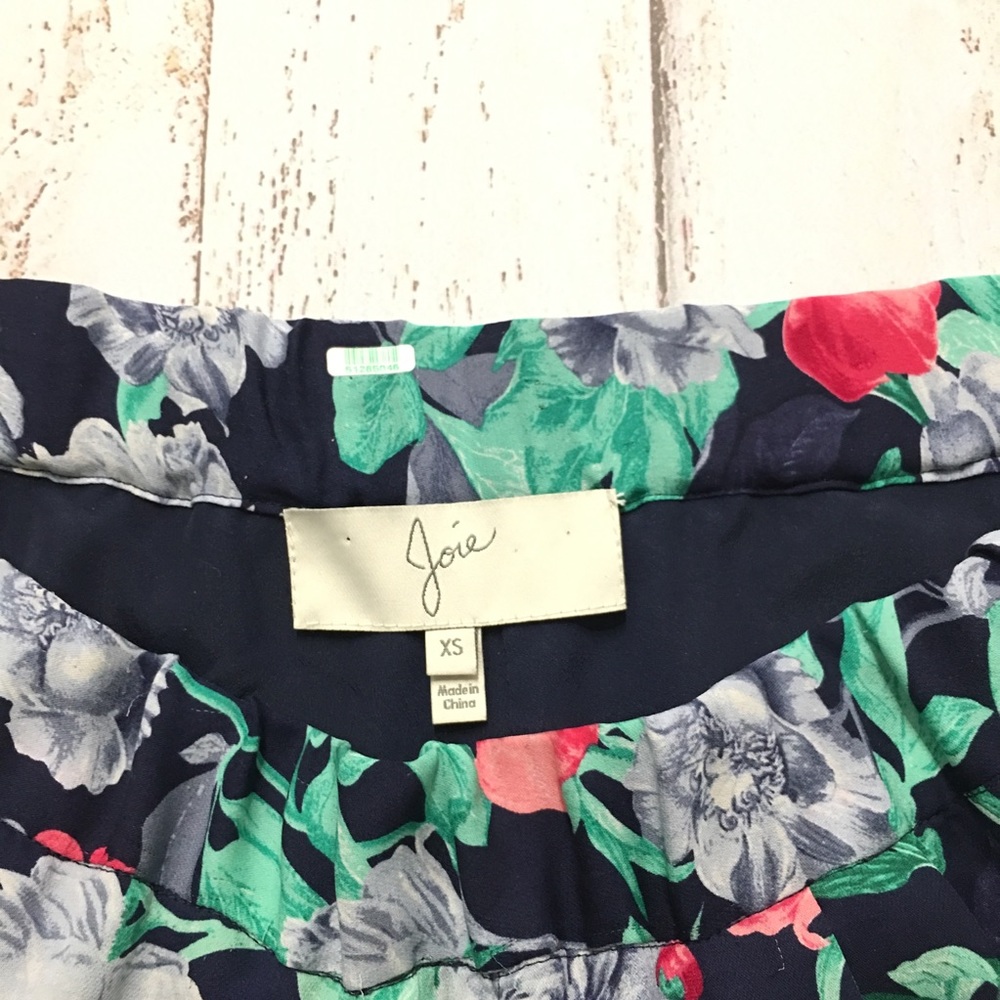 Joie | Ysabel 100% Silk Shorts - Picture 4 of 6